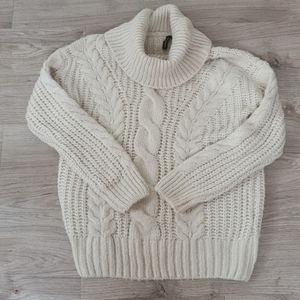 Cream Knit Sweater Size Medium